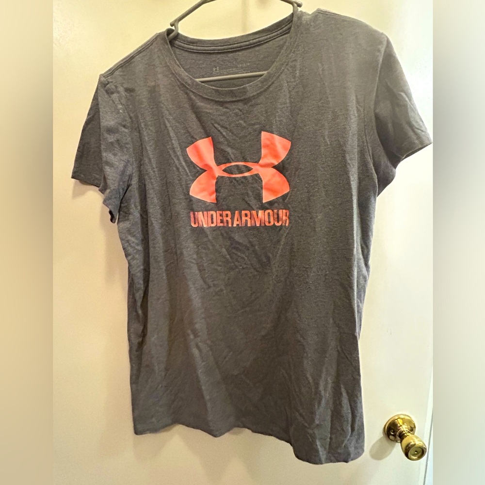 Women’s Under Armour T